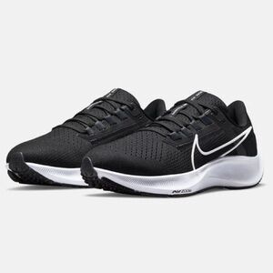 Black Nike Air Zoom Pegasus 38